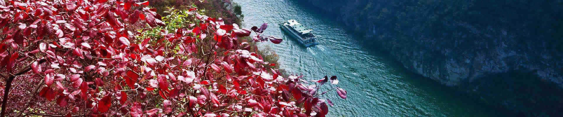 It is one of the China travel routes that suitable for traveling the whole year, take the 21 days China tour enjoy the Scenic Yunnan and Yangtze River. Get rid of planning a China trip, book this once in the lifetime tour with us will be your best choice.
