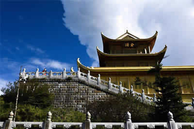 Huazang Temple