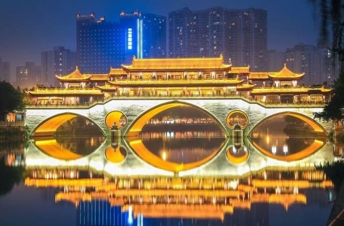 Top Things to Do Around Jiuyan Bridge at Night in Chengdu