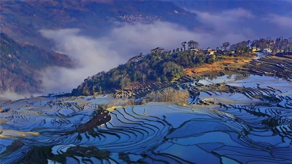 Southwest China Travel: 8 Days Scenic & Cultural Yunnan Guizhou Tour