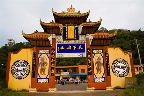 8 Days Shanghai Nanjing Packages Tour with Yangtze River