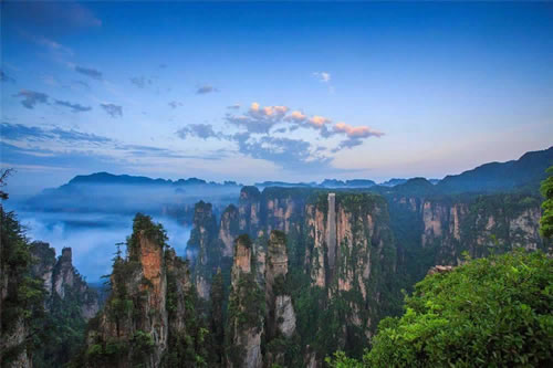 3 Days Zhangjiajie Exploration Tour with Sunrise and Sunset