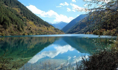 4-Day Sichuan Heritage Tour of Leshan, Emei Mountain & Jiuzhaigou