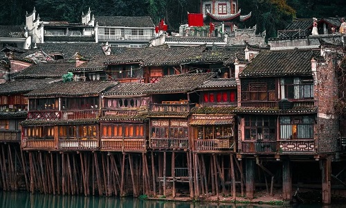 Breathtaking Zhangjiajie Fenghuang Tour: Avatar Peaks & Ancient Town