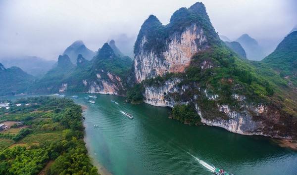 li river.jpg