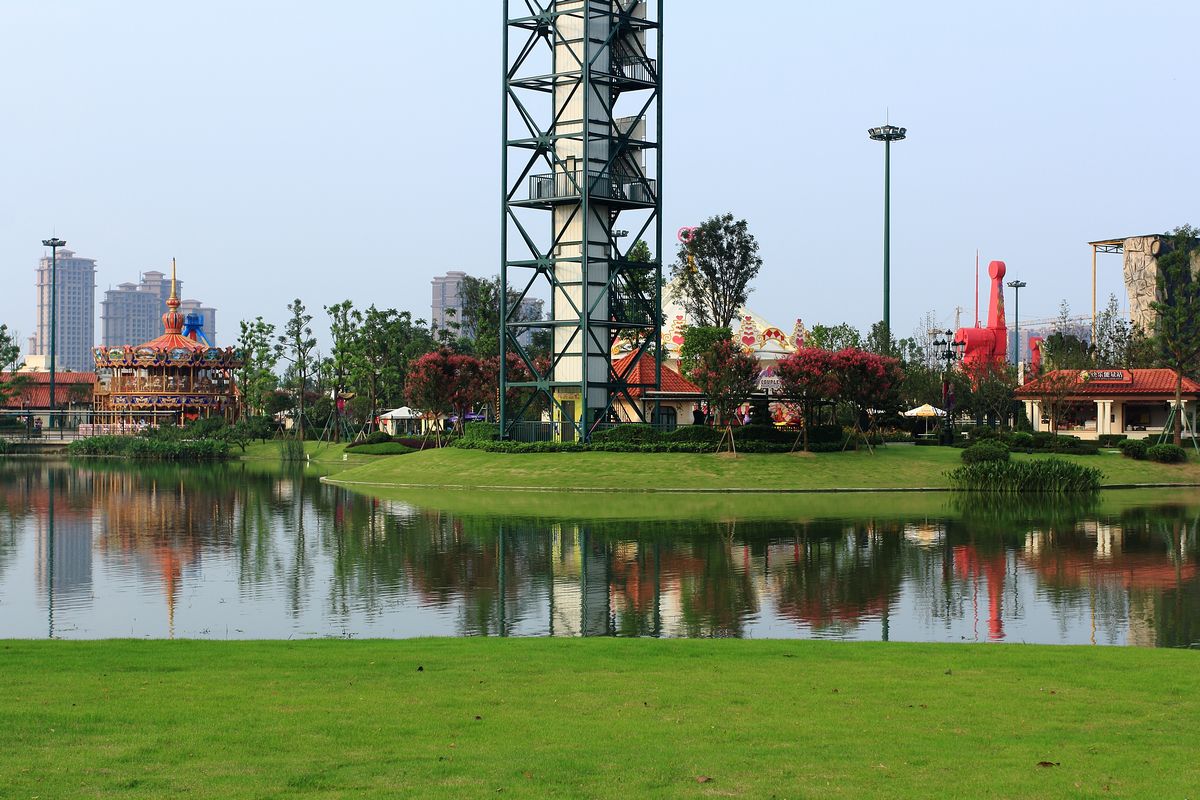 Flora_land_Park_1.jpg