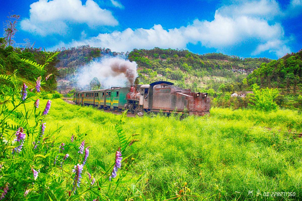 Jiayang_Steam_Train_1.jpg