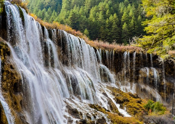 Nuorilang Waterfall.png