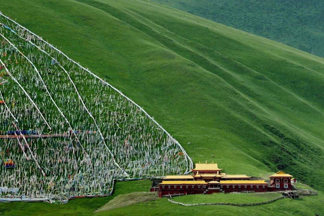 Longdeng_Grassland_1.jpg