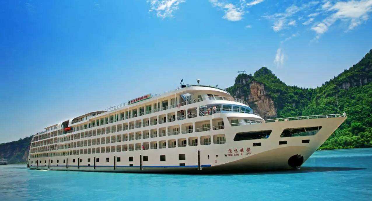 Yangtze_River_Cruise.jpg