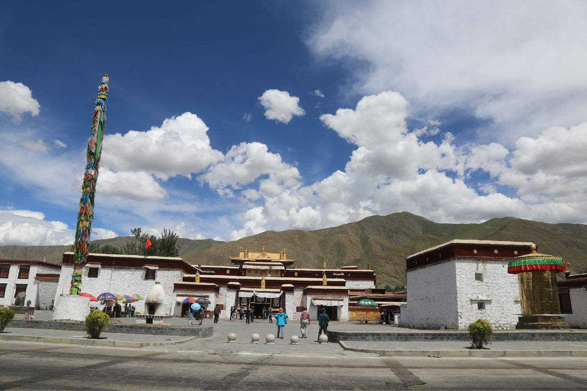 Changzhu_Monastery_1.jpg