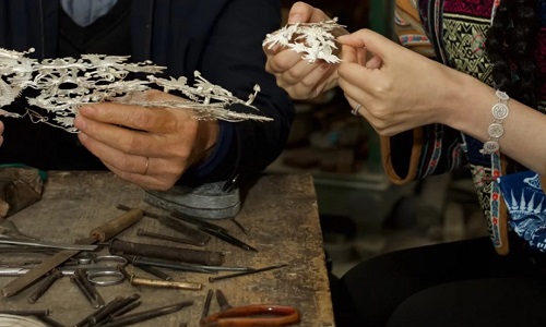 silver-ornament-workshop