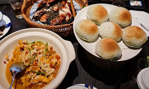 hongyan-lunch