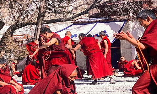Sera-monastery-debates Sera-monastery-debates