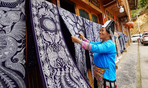 Batik-Dyeing3
