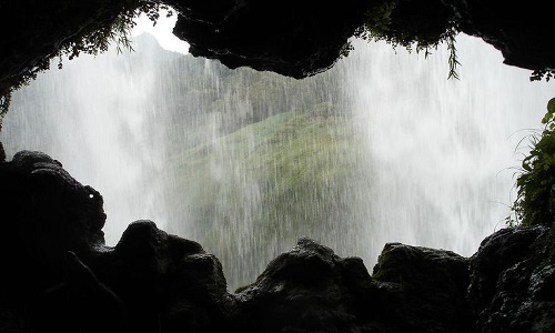 Waterfall-Cave-Guizhou