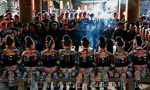 Dong-Grand-Song-performance