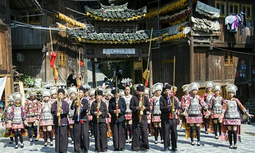 Xinqiao-Miao-Village
