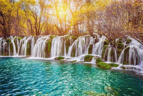 Nuorilang-Waterfall-Jiuzhaigou