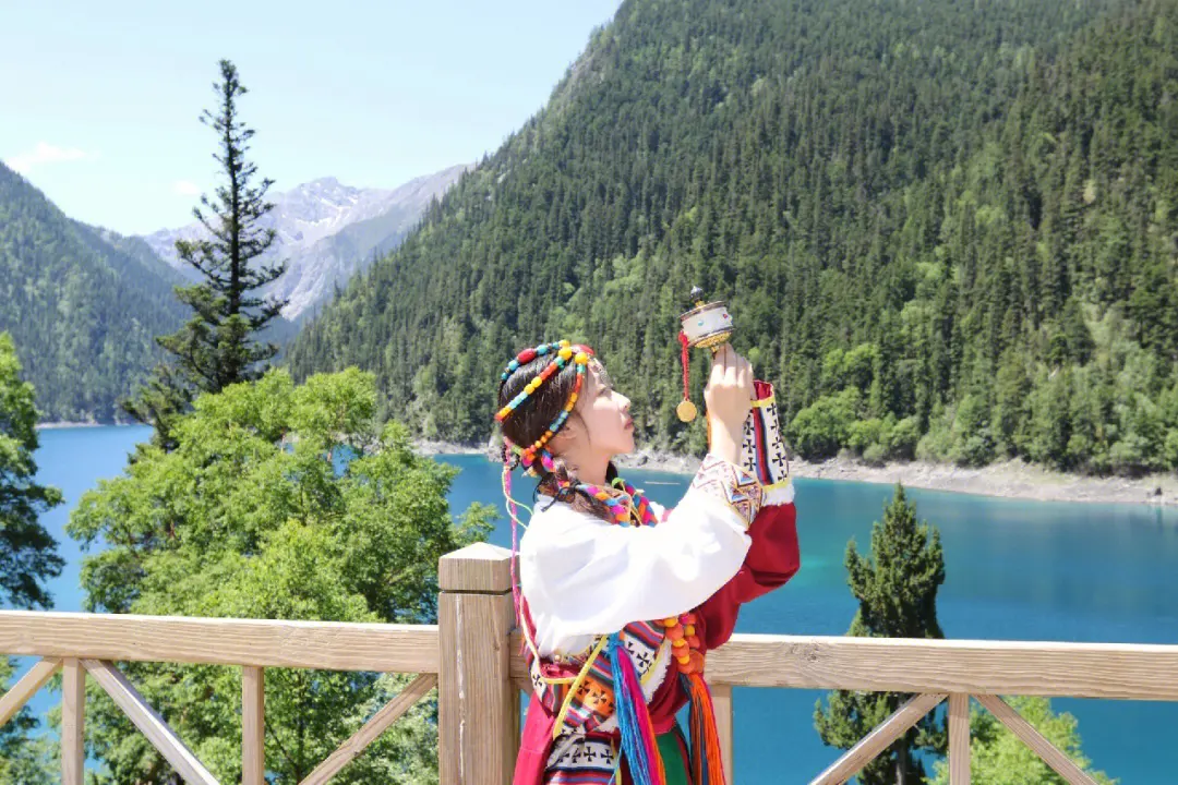 Jiuzhaigou-National-Park