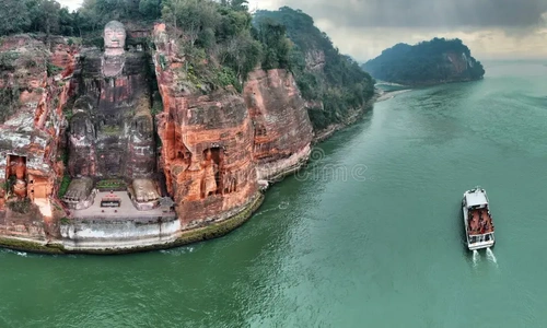 Boat-Cruise-Leshan