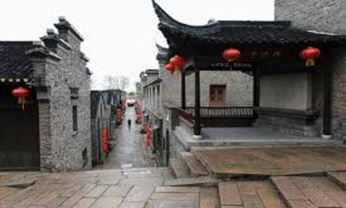 Huanglongxi-Ancient-Town