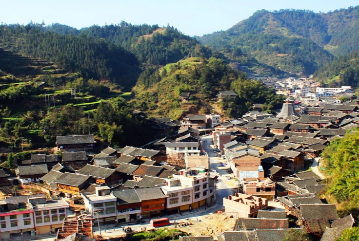 Dong-Village