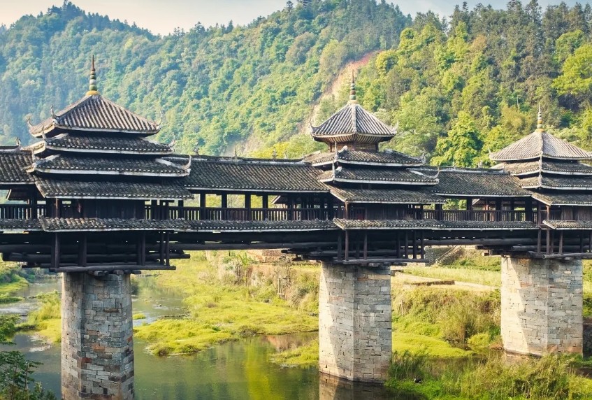 the-Liangzhou-Wind-and-Rain-Bridge