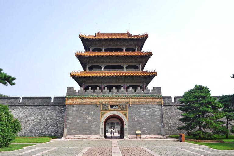 Zhaoling-Mausoleum-1