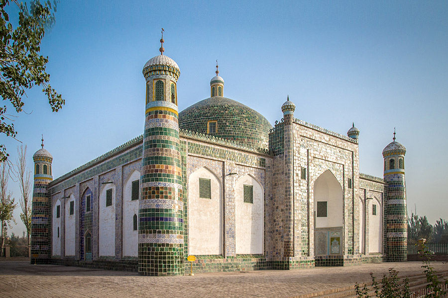 Abakh-Khoja-Tomb-1