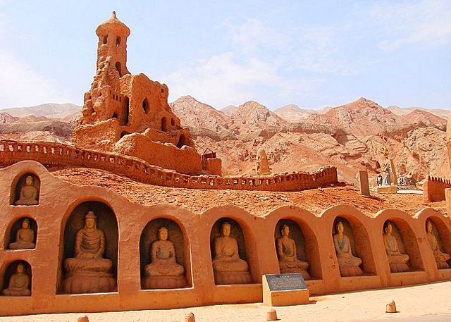 bezeklik-thousand-buddha-caves
