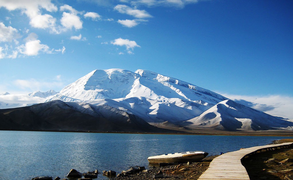 Karakul-Lake-1