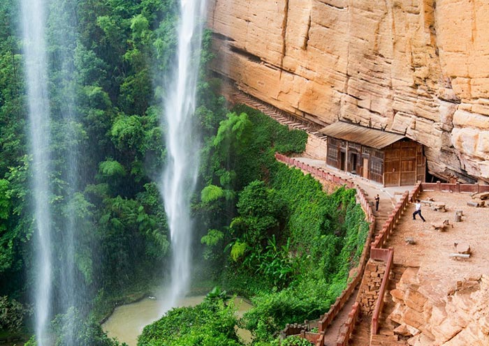 wuyishan-water-curtain-cave
