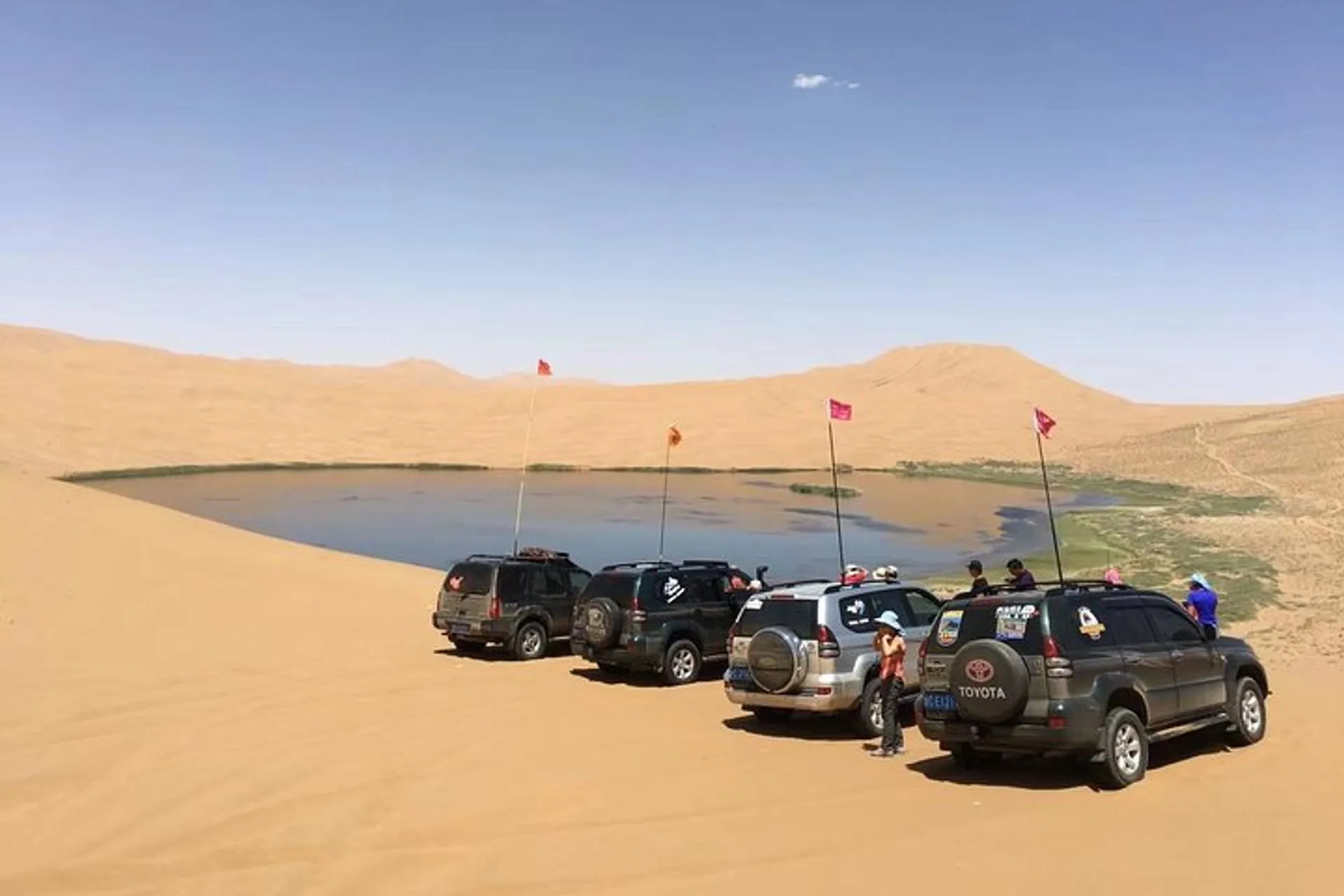 Badain-Jaran-Desert-1 Badain-Jaran-Desert-1