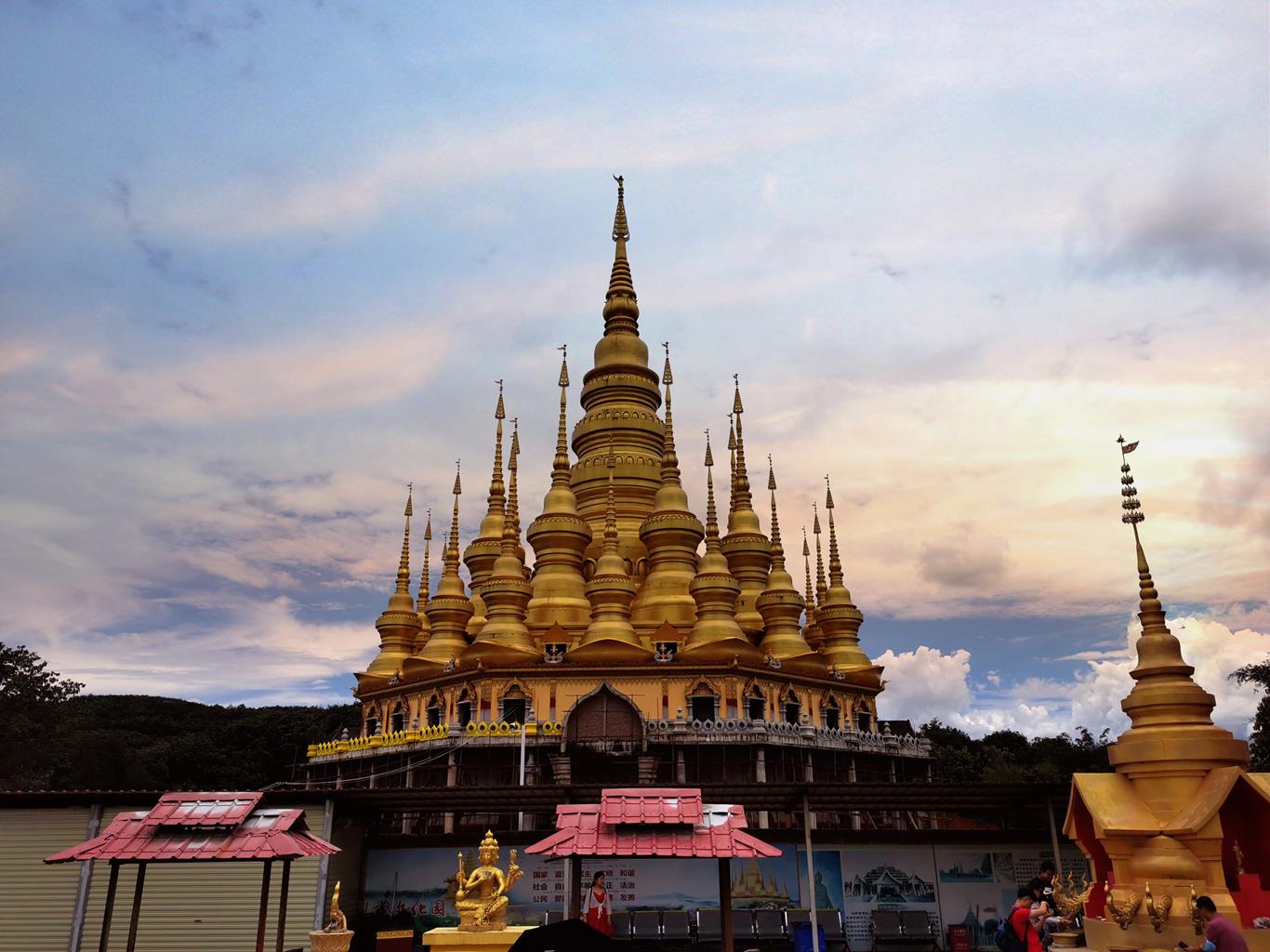 The_Grand_Mengle_Buddha_Temple