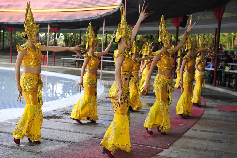 traditonal-dai-dancing