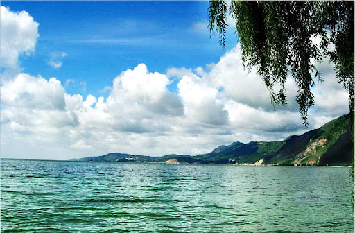 Dian-Lake