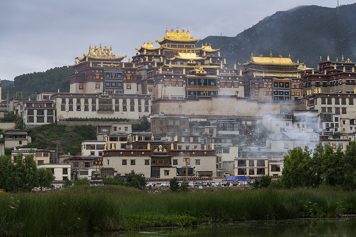 Ganden-Sumtseling-Monastery