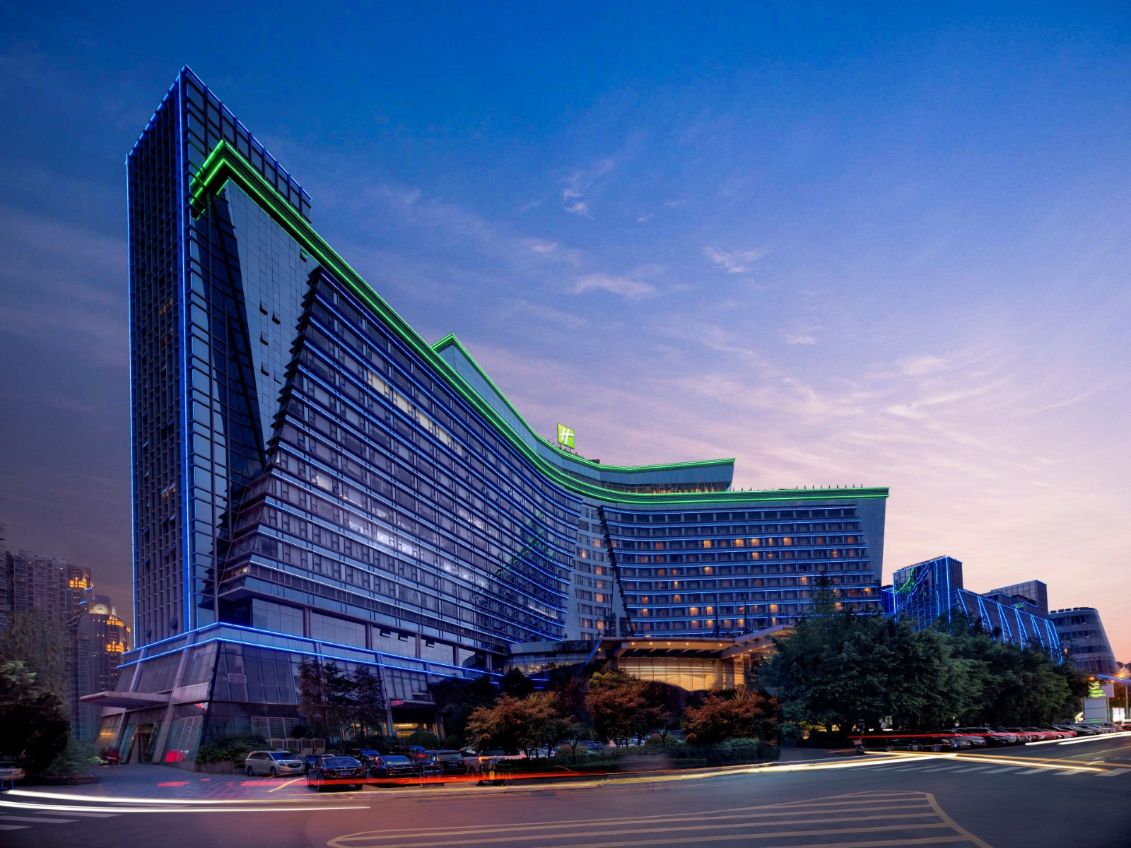 Holiday-Inn-Chengdu-Century-City-WestTower