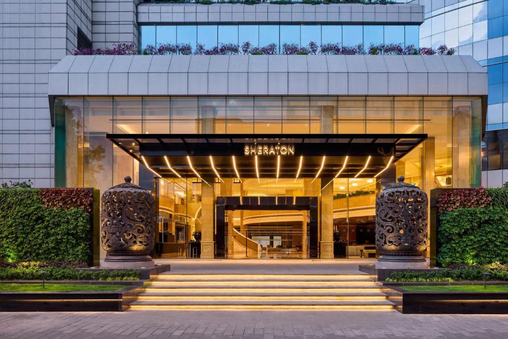 Sheraton-Chengdu-Lido-Hotel