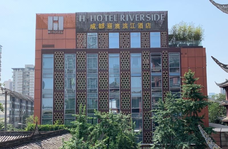 H-Hotel-Riverside-Boutique-1