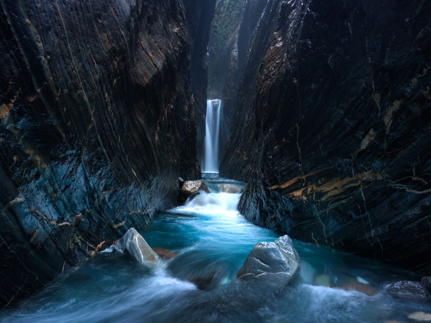 xi-gou-yi-xian-tian-pu-bu xi-gou-yi-xian-tian-pu-bu