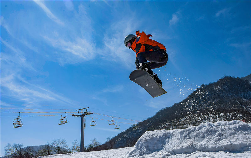 xi-ling-xue-shan-01 xi-ling-xue-shan-01