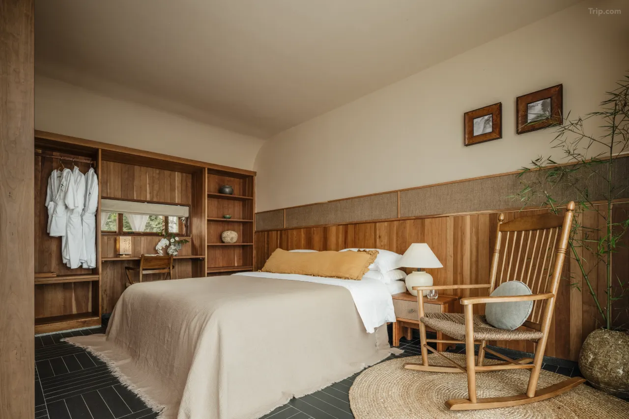 Hegu-Harmony-Valley-Retreat-01