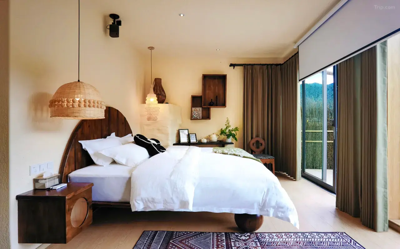 Four-Girls-Mountain-Lanxi-Wild-Luxury-Hotel-01 Four-Girls-Mountain-Lanxi-Wild-Luxury-Hotel-01