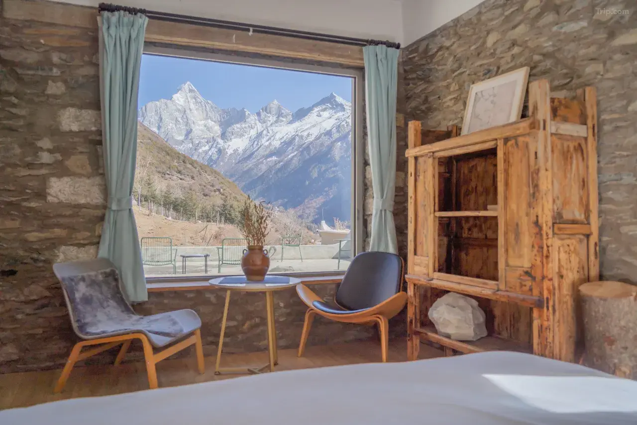 La-Maison-01 La-Maison-01