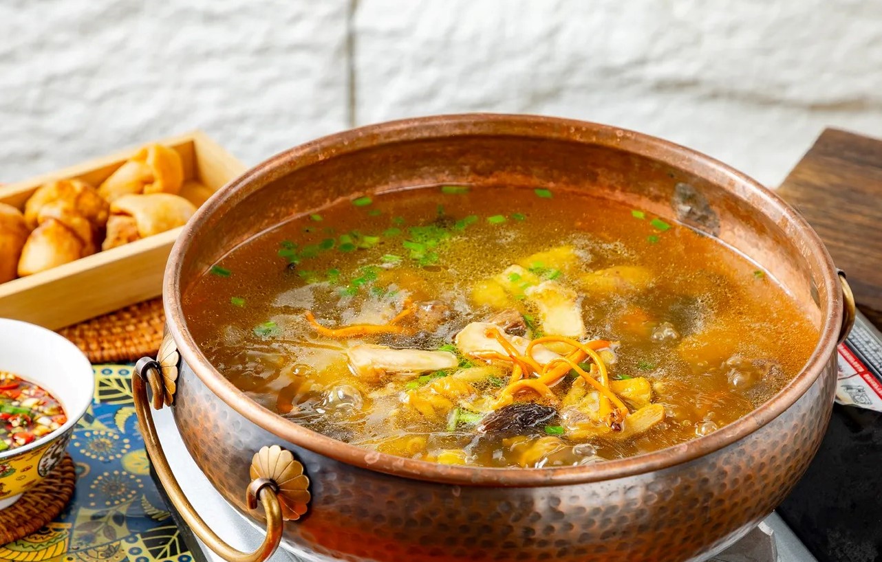 Lanting-Xiaozhu-Yak-Meat-Hot-Pot Lanting-Xiaozhu-Yak-Meat-Hot-Pot