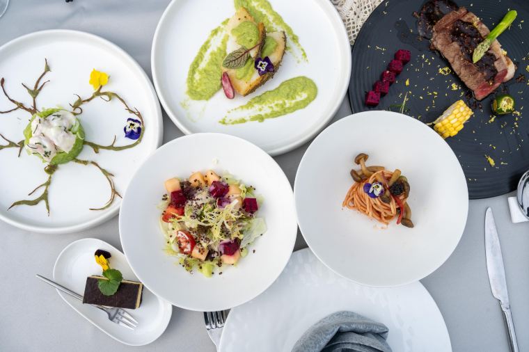 Leshan-Qianli-Zou-Danqi-Resort-Hotel-Private-Cuisine-Restauraut-01 Leshan-Qianli-Zou-Danqi-Resort-Hotel-Private-Cuisine-Restauraut-01