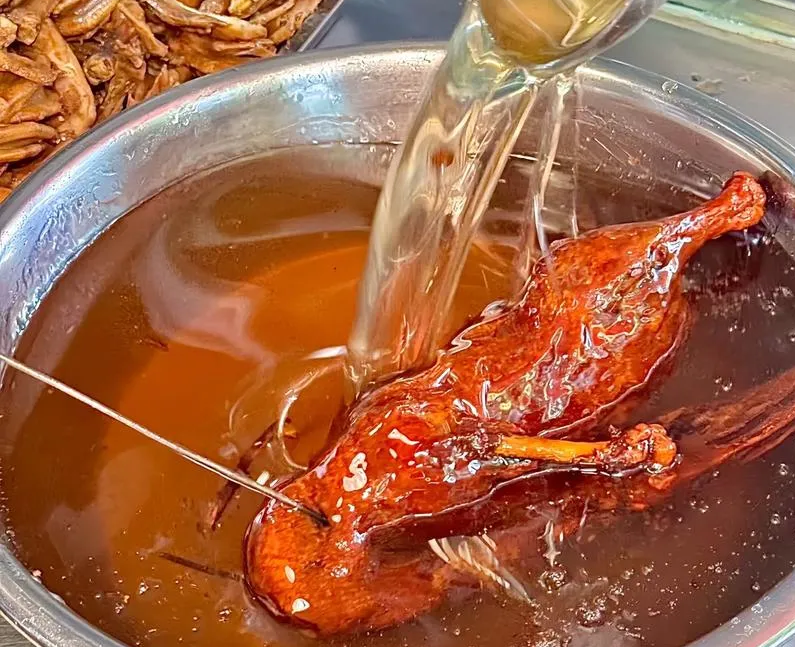 Sweet-Skin-Duck-01 Sweet-Skin-Duck-01