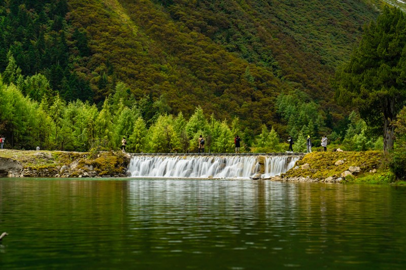 Hongshan-Lake-01 Hongshan-Lake-01